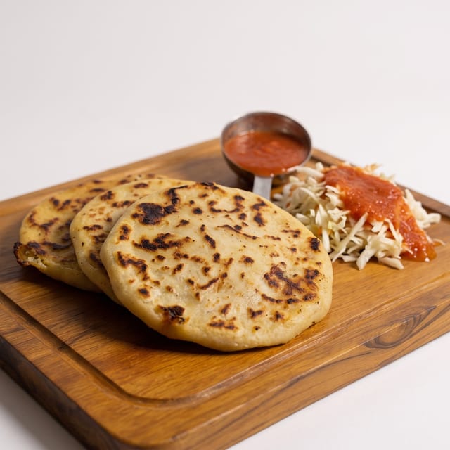 Pupusa Revueltas.