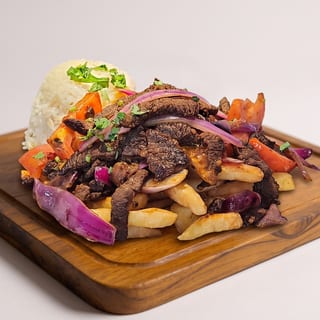 Lomo Saltado